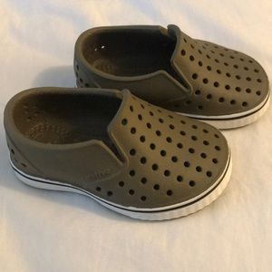 Native water shoes size C4
